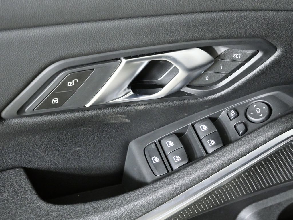 Thumbnail: 2026 BMW 3 Series - 35