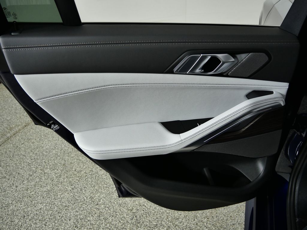 Thumbnail: 2026 BMW X6 - 30