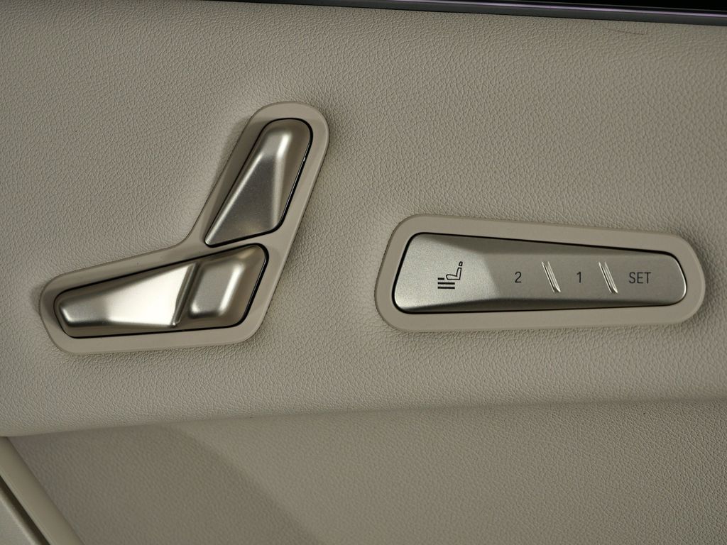 Thumbnail: 2026 BMW iX - 23