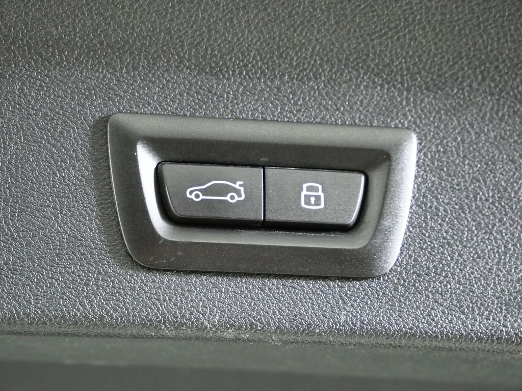 Thumbnail: 2023 BMW X3 - 33