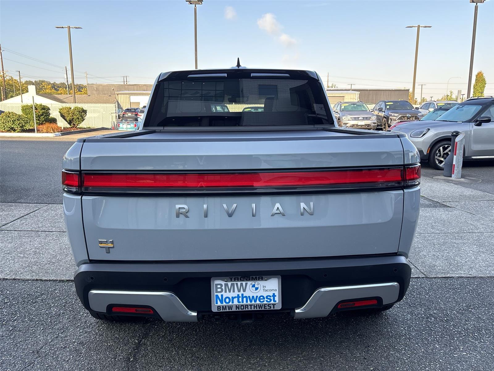 2023 Rivian R1T Adventure photo 3