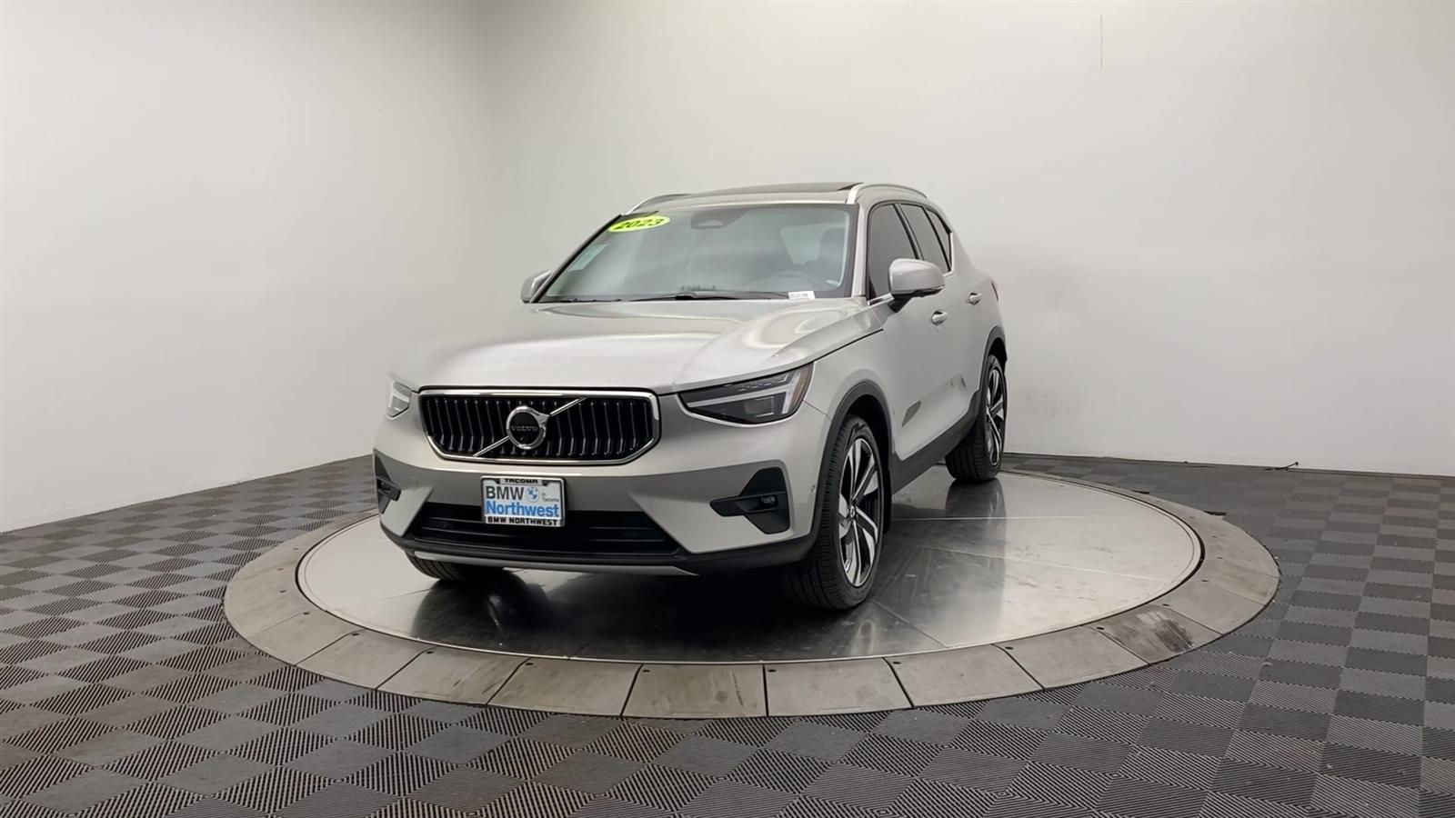 Used 2023 Volvo XC40 Ultimate with VIN YV4L12UA5P2939455 for sale in Tacoma, WA