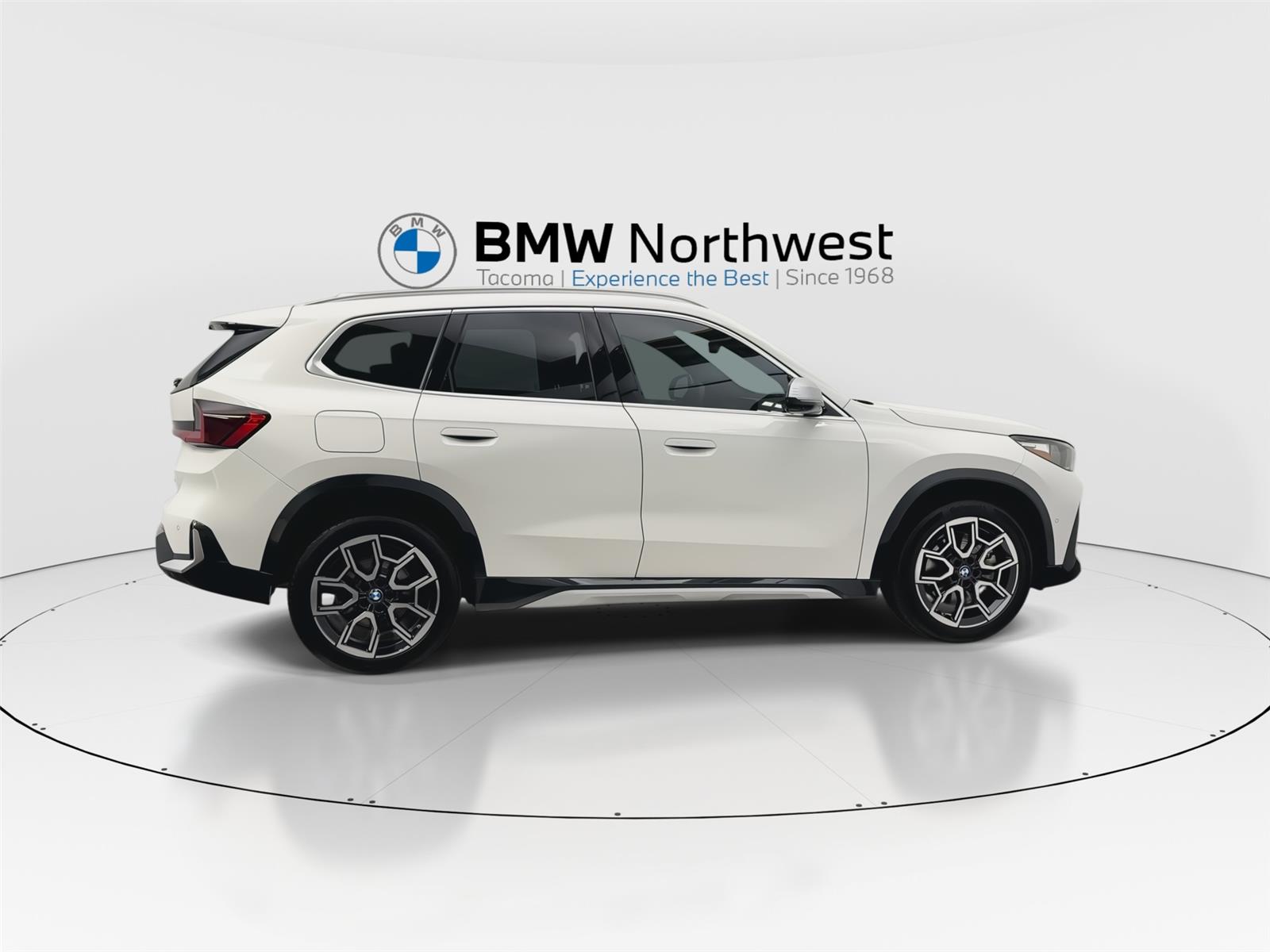 2023 Bmw X1 XDrive28i photo 2