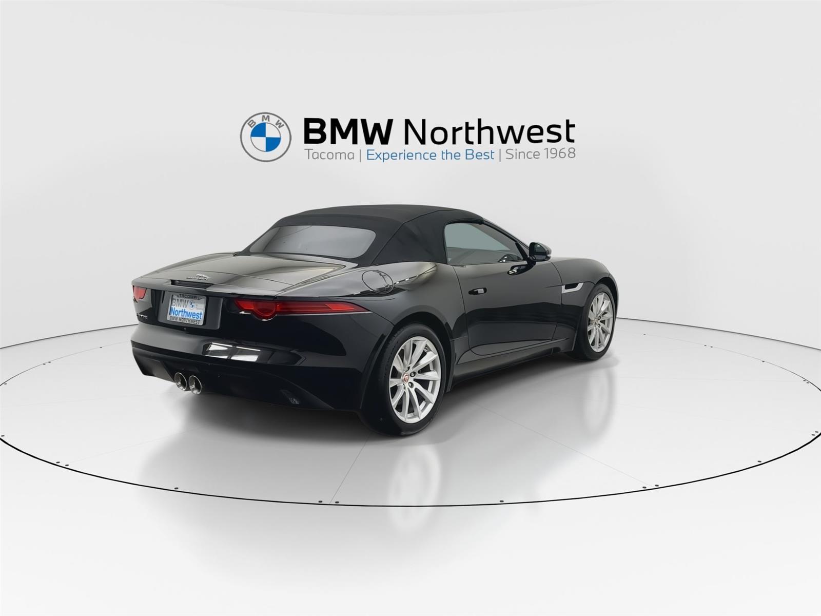 2016 Jaguar F-TYPE Base photo 2