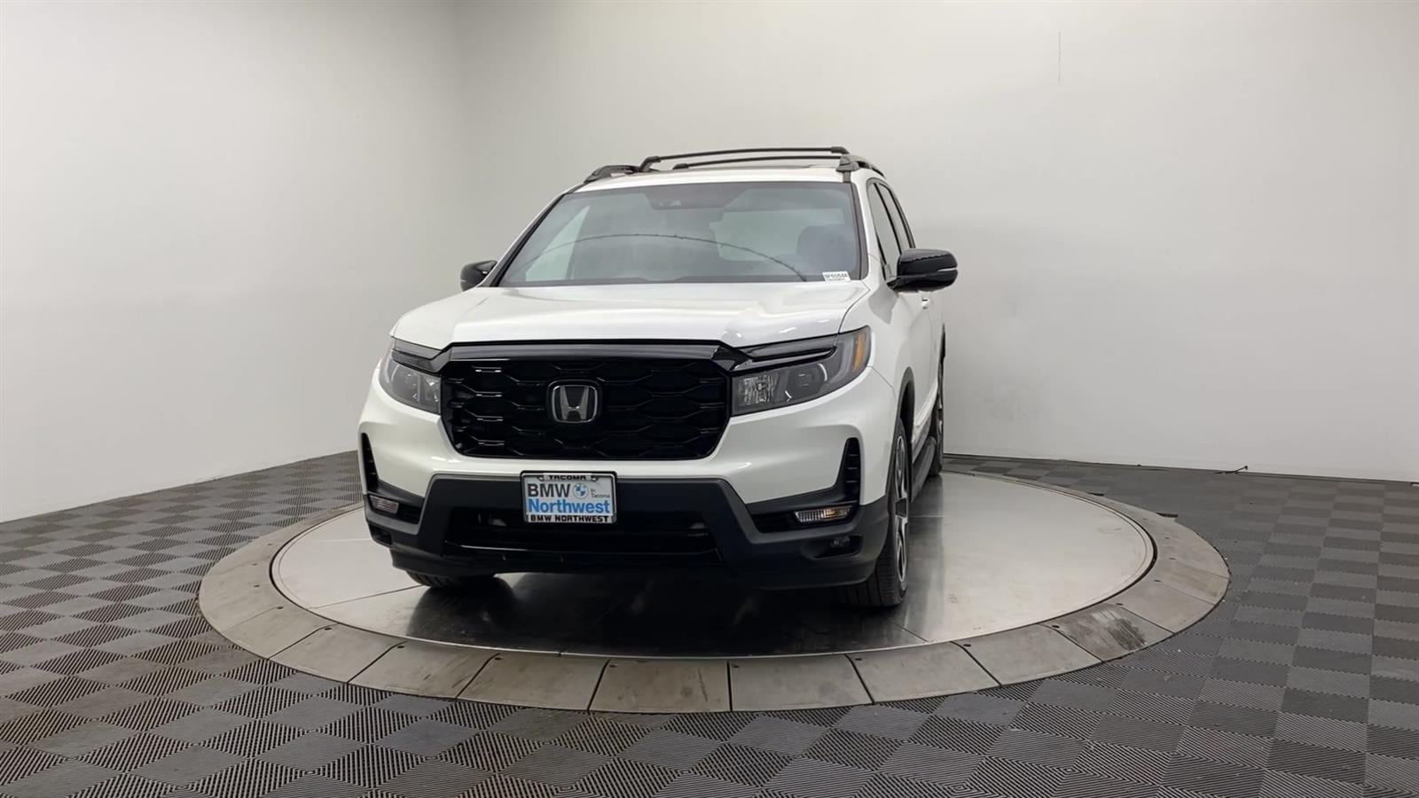 Used 2022 Honda Passport Elite with VIN 5FNYF8H04NB010611 for sale in Tacoma, WA