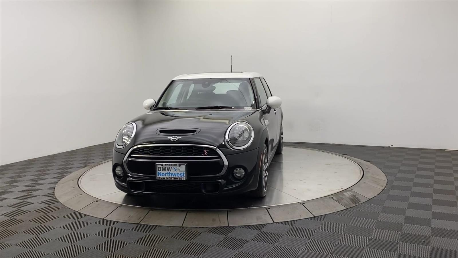 Used 2019 MINI Hardtop 4 Door S with VIN WMWXU3C57K2H88682 for sale in Tacoma, WA