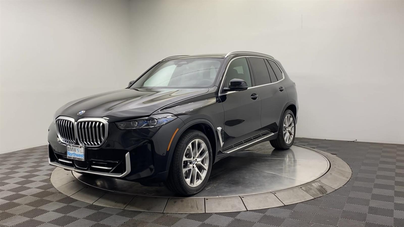 Used 2024 BMW X5 40i with VIN 5UX23EU06R9S52463 for sale in Tacoma, WA