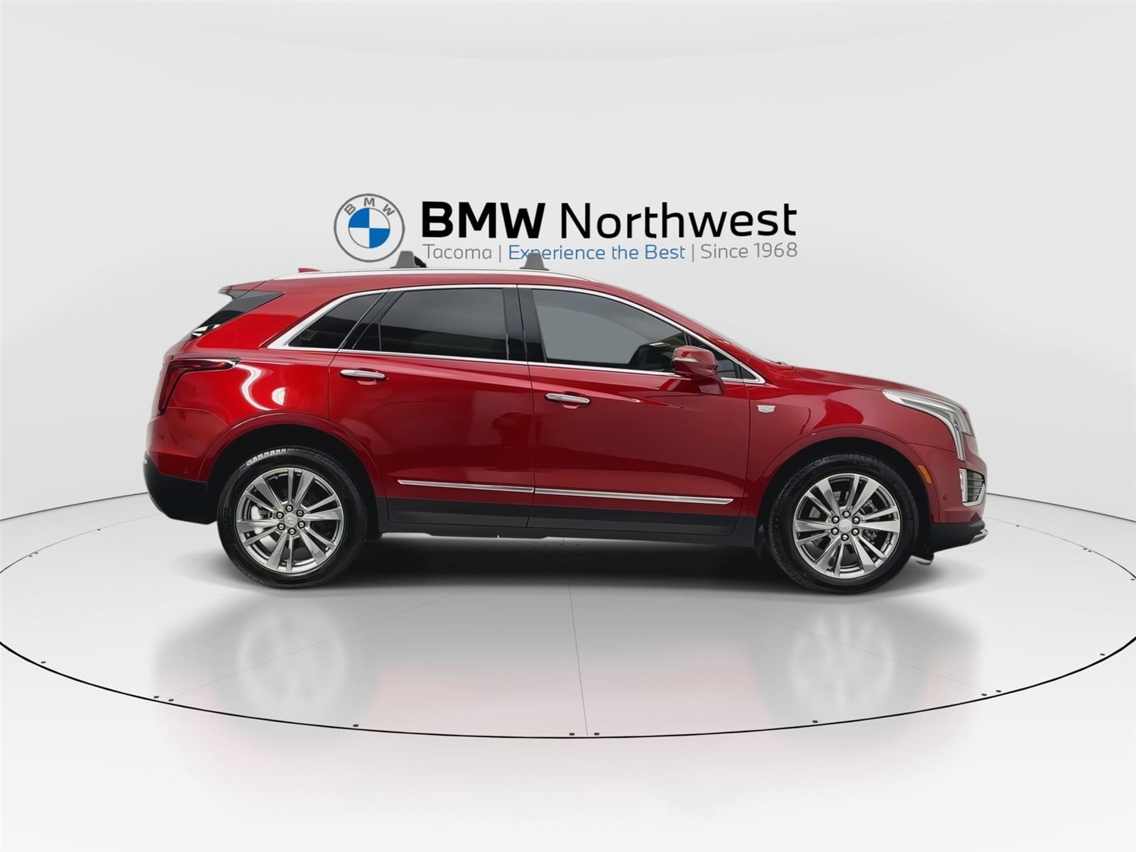 2024 Cadillac XT5 Platinum Premium Luxury photo 4