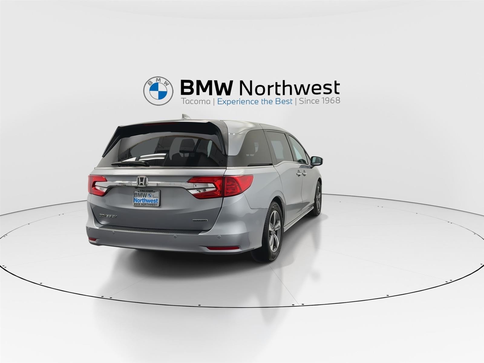 Used 2019 Honda Odyssey Touring with VIN 5FNRL6H8XKB101286 for sale in Tacoma, WA