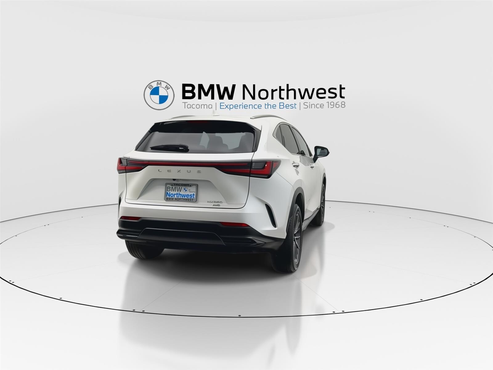 2022 Lexus NX 350 photo 2