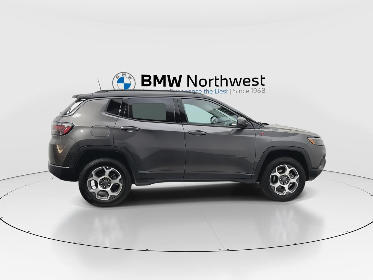2022 Jeep Compass Trailhawk photo 3