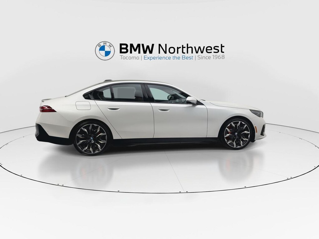 New 2026 BMW i5 eDrive40 Sedan