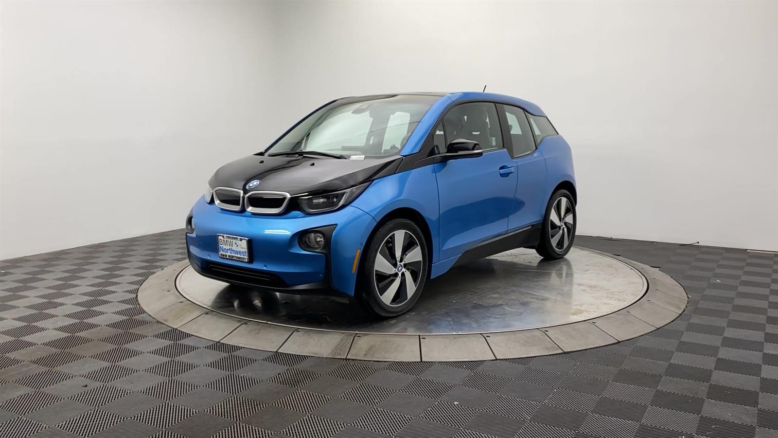 Used 2017 BMW i3  with VIN WBY1Z6C53HV548205 for sale in Tacoma, WA