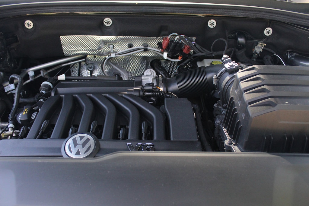 Used 2022 Volkswagen Atlas 3.6L V6 SEL Premium R-Line SUV