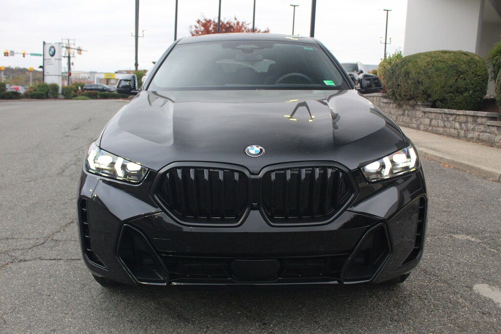 New 2026 BMW X6 xDrive40i SUV