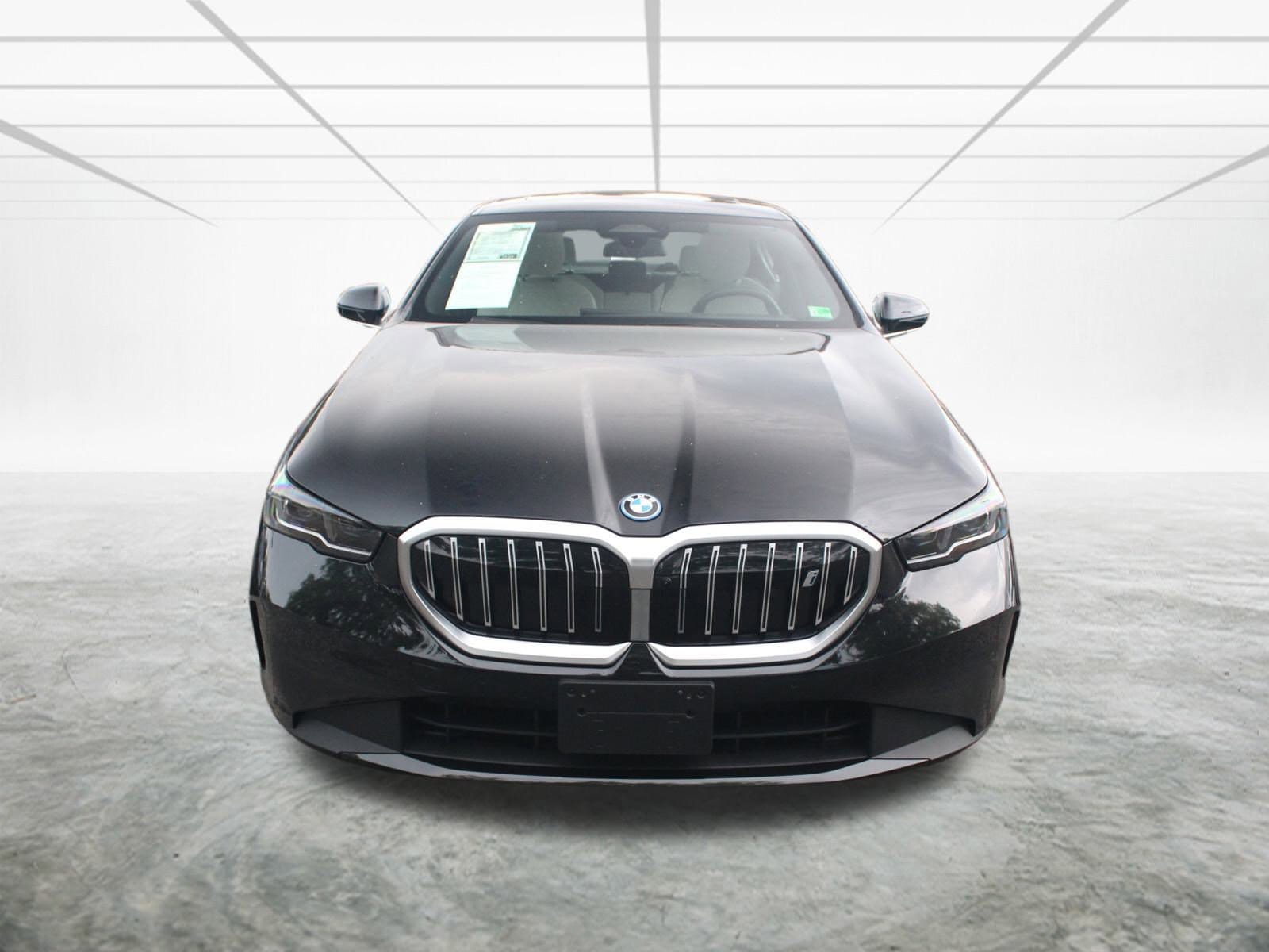 Used 2025 BMW i5 Base with VIN WBY13HG03SCT07467 for sale in Alexandria, VA