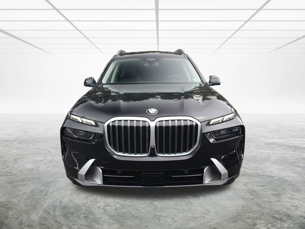 New 2026 BMW X7 xDrive40i SUV