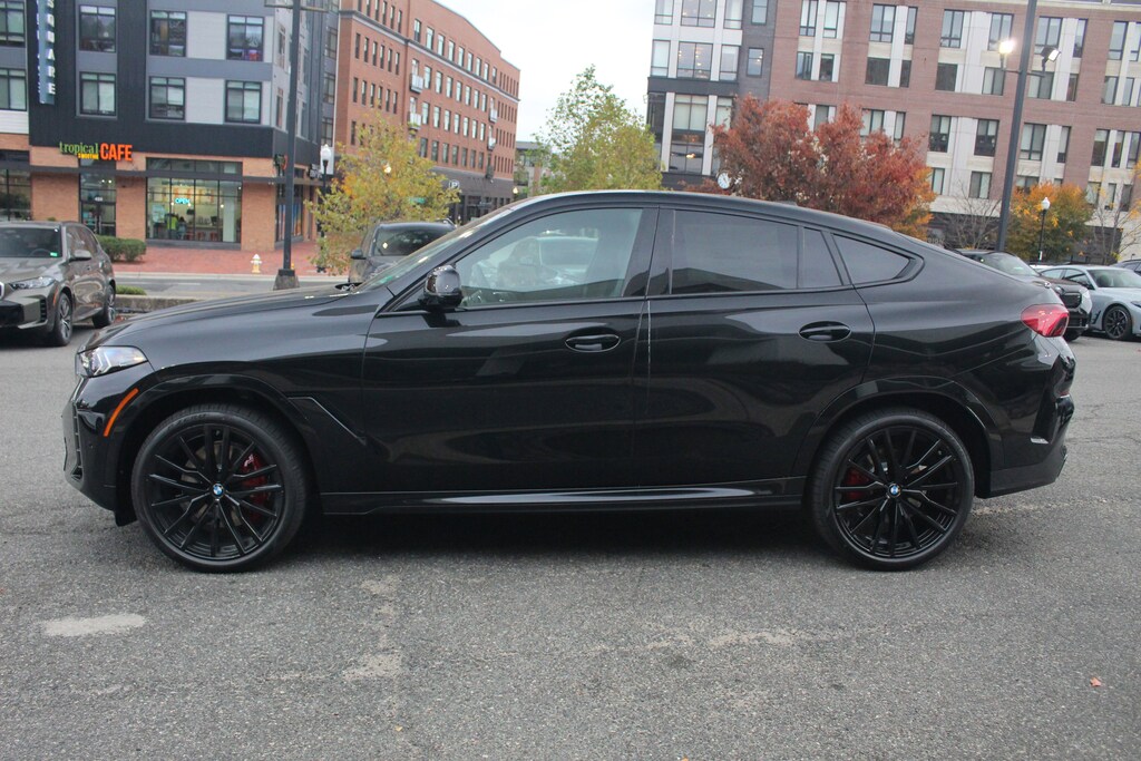 New 2026 BMW X6 xDrive40i SUV