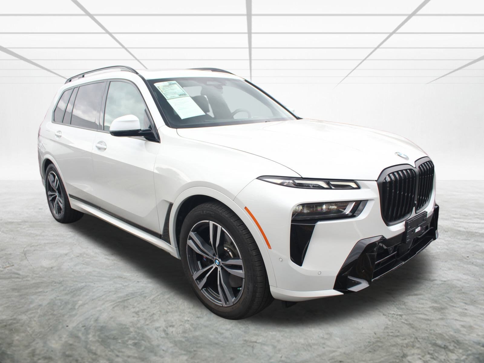 2025 BMW X7 SUV 