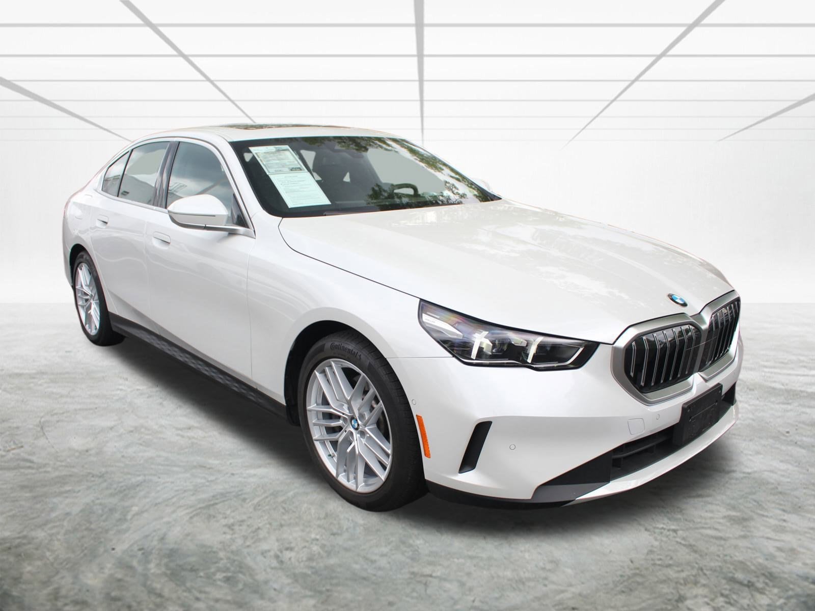2024 BMW 530i Sedan 