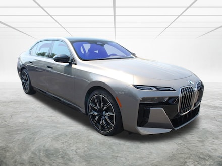 2024 BMW i7 M70 Sedan