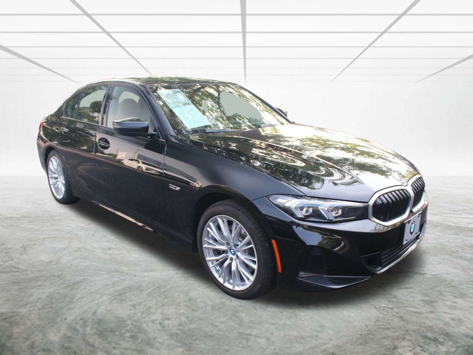 2023 BMW 3 Series 330e xDrive