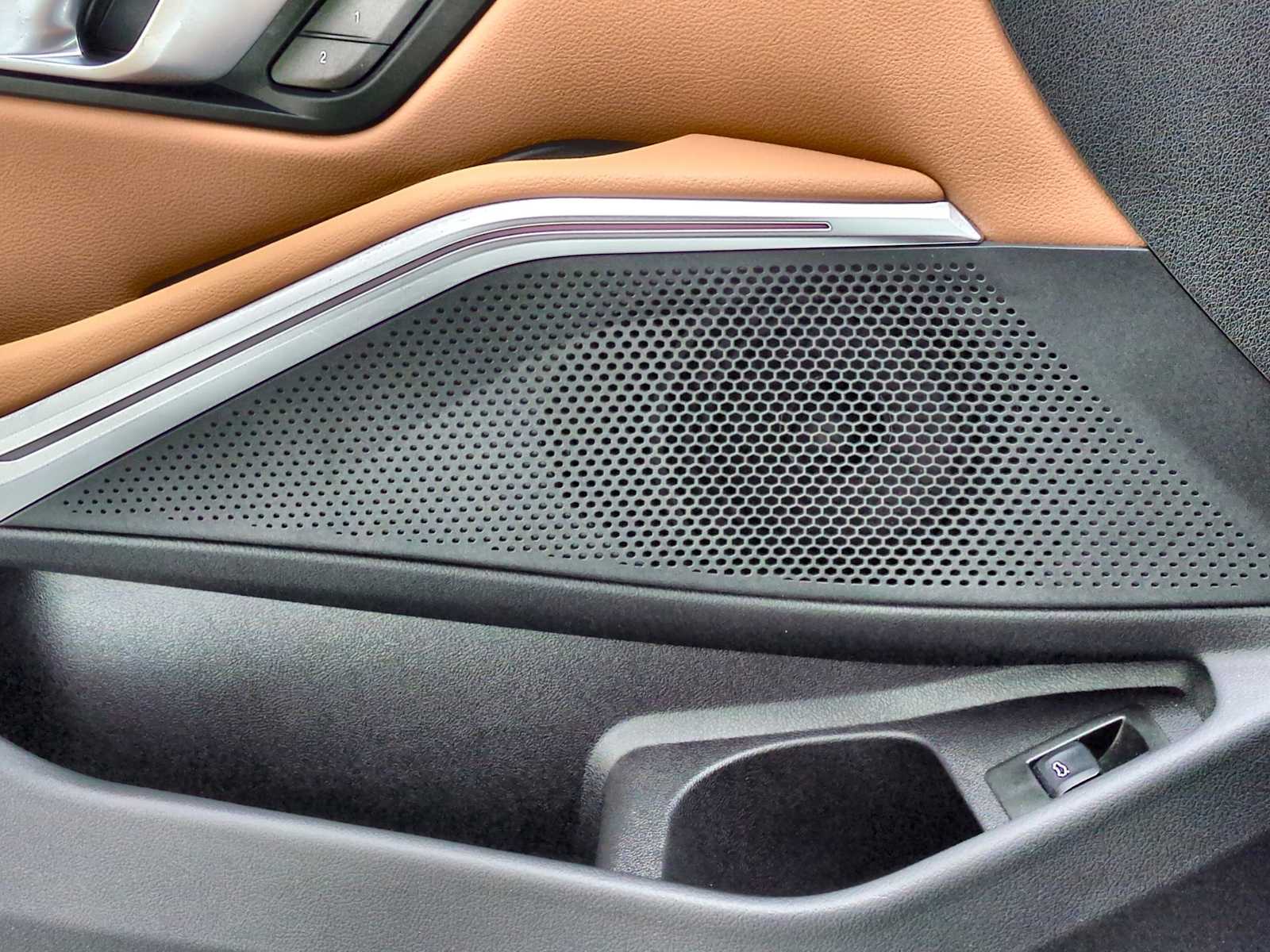 Thumbnail: 2025 BMW 3 Series - 32