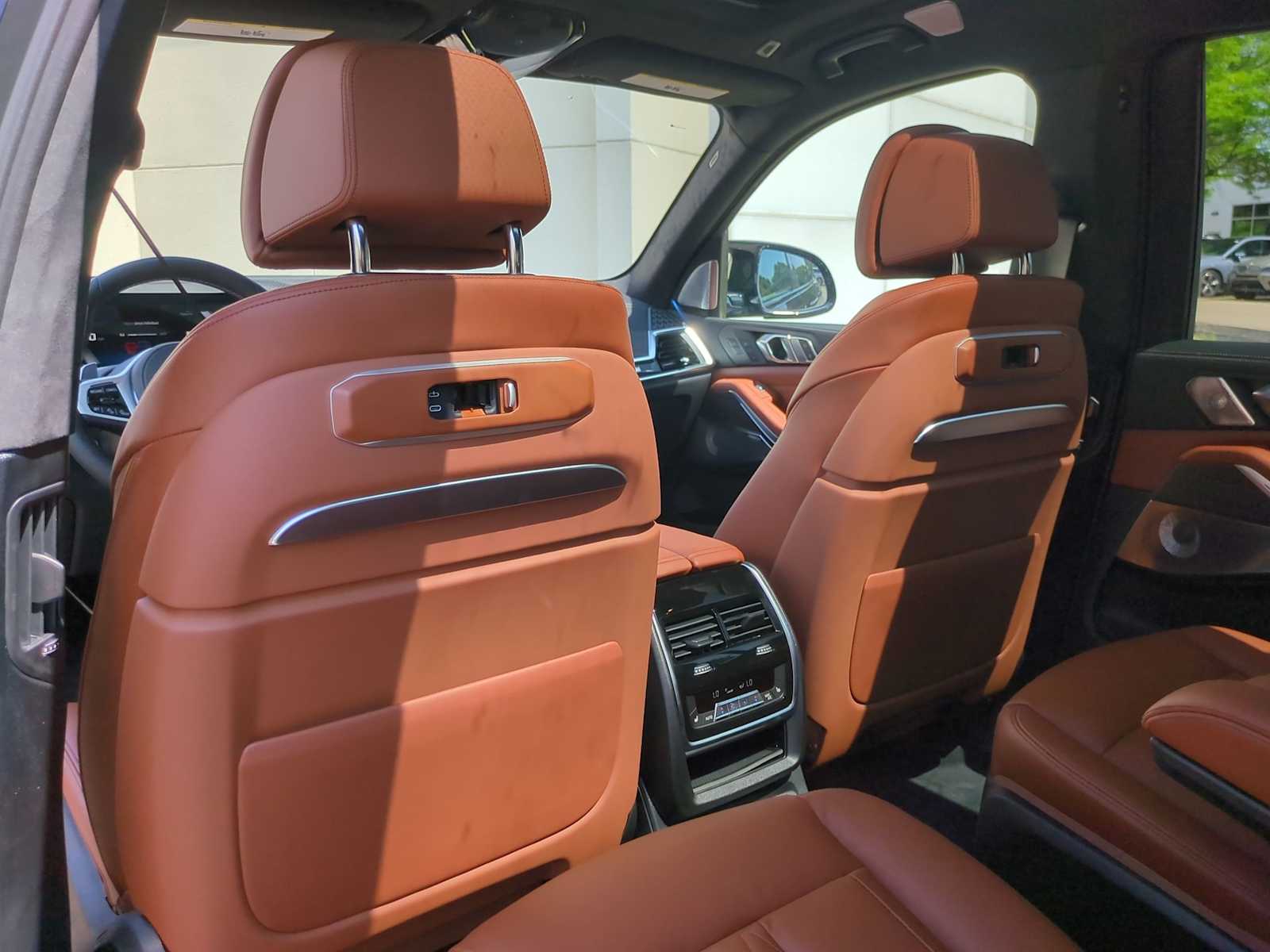 Thumbnail: 2026 BMW X7 - 19