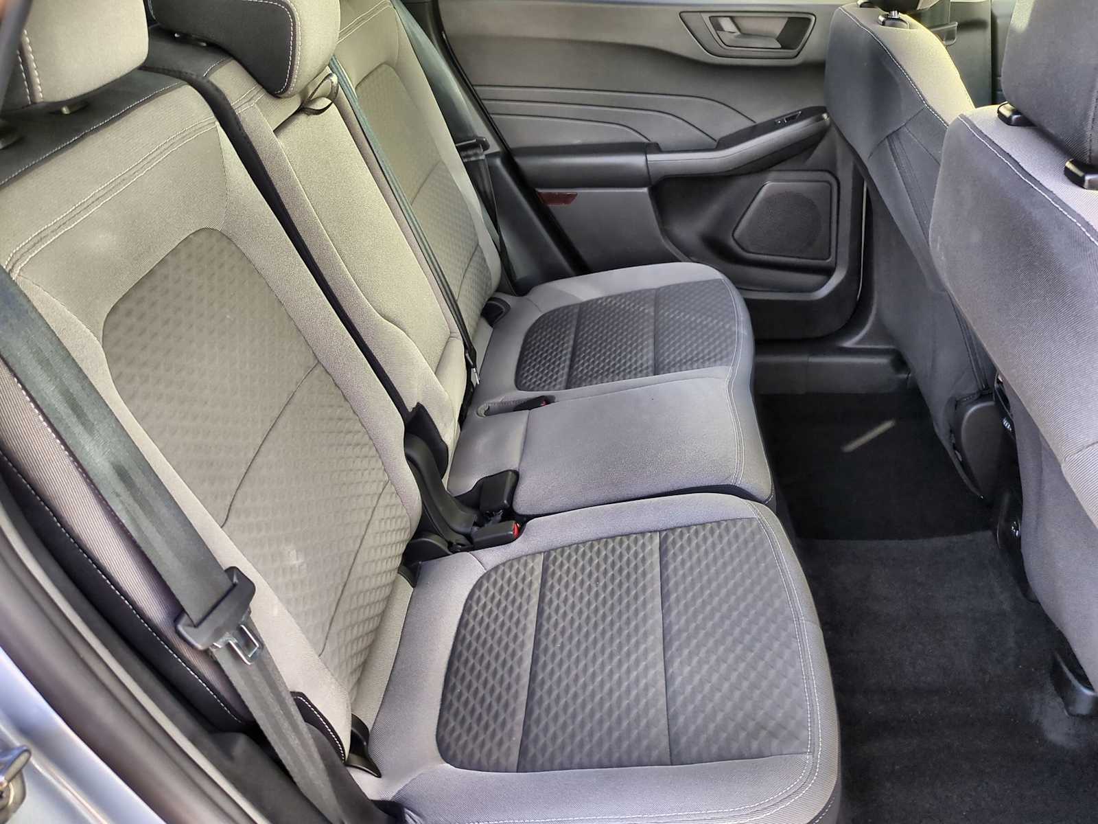 Thumbnail: 2022 Ford Escape - 21