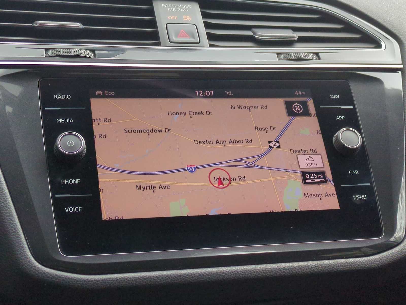 Thumbnail: 2019 Volkswagen Tiguan - 30