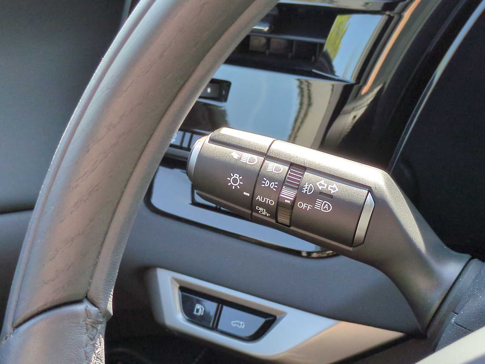 Thumbnail: 2023 Lexus RX - 28