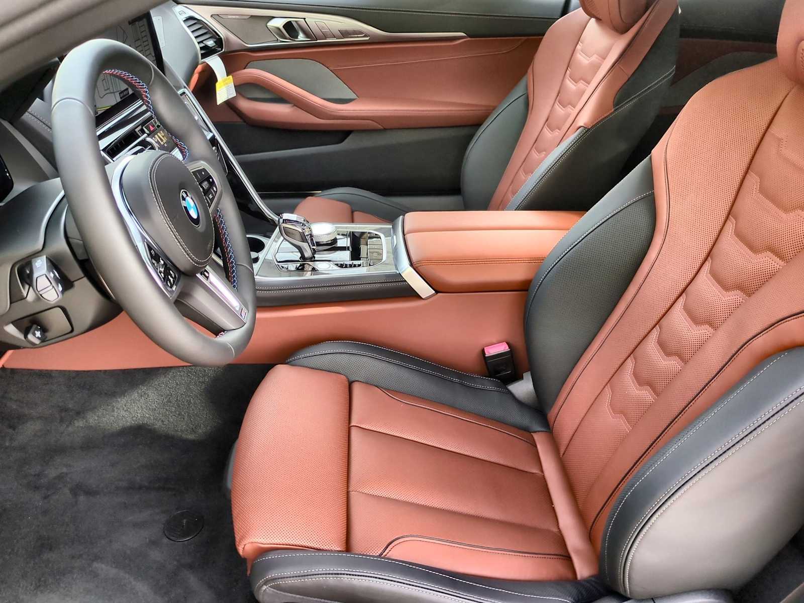 Thumbnail: 2026 BMW 8 Series - 15