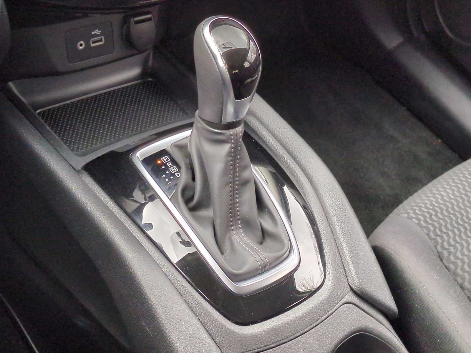 Thumbnail: 2019 Nissan Rogue Sport - 31