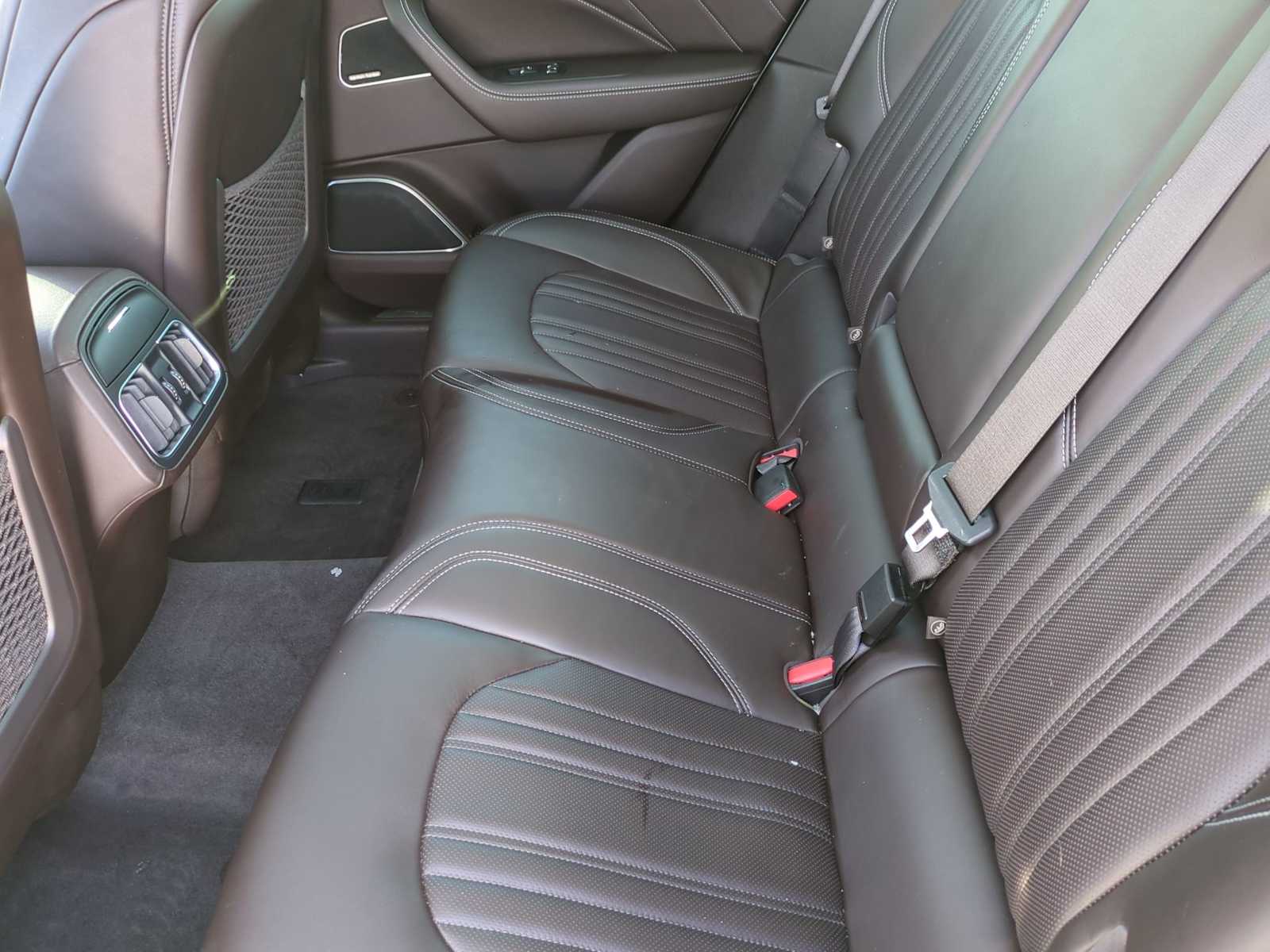 Thumbnail: 2019 Maserati Levante - 21