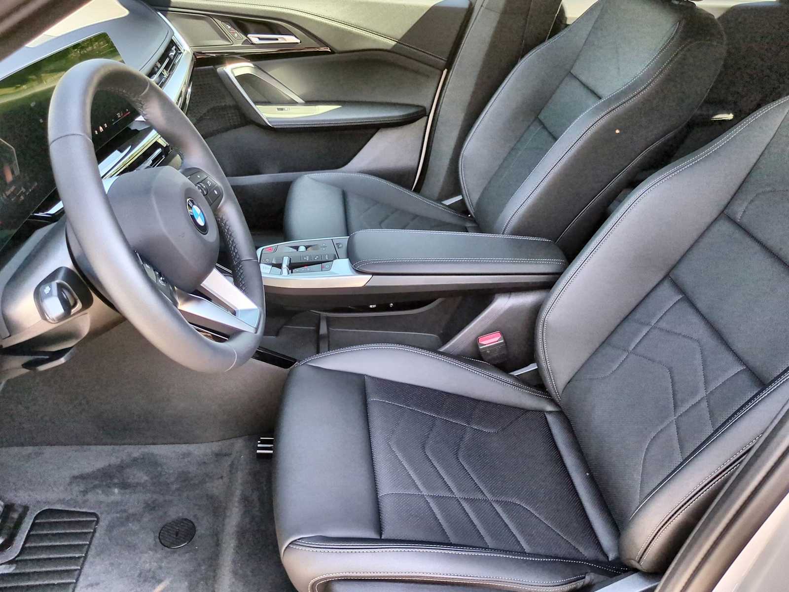 Thumbnail: 2026 BMW X1 - 16