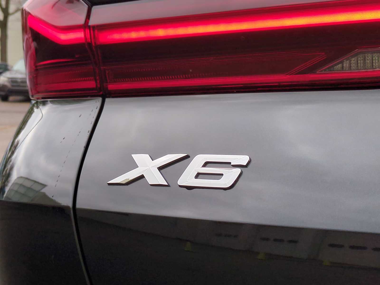 Thumbnail: 2026 BMW X6 - 13