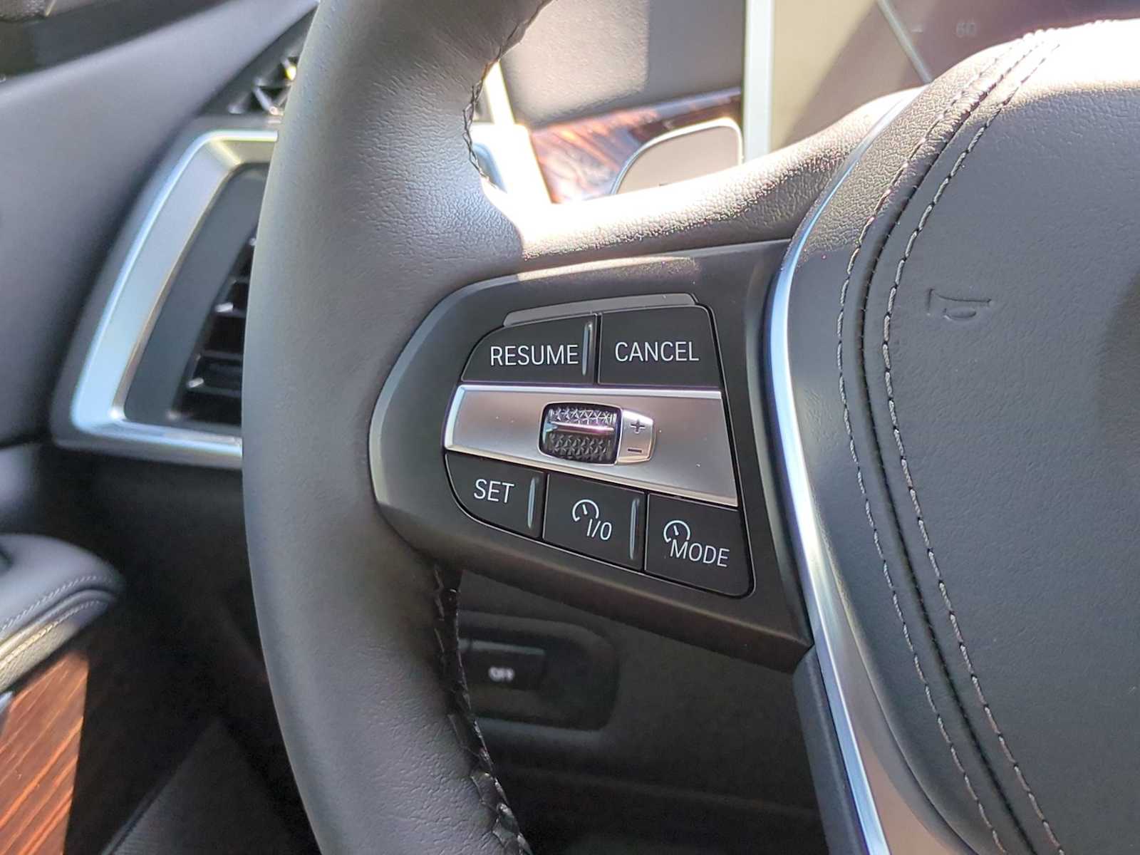 Thumbnail: 2026 BMW X5 - 25