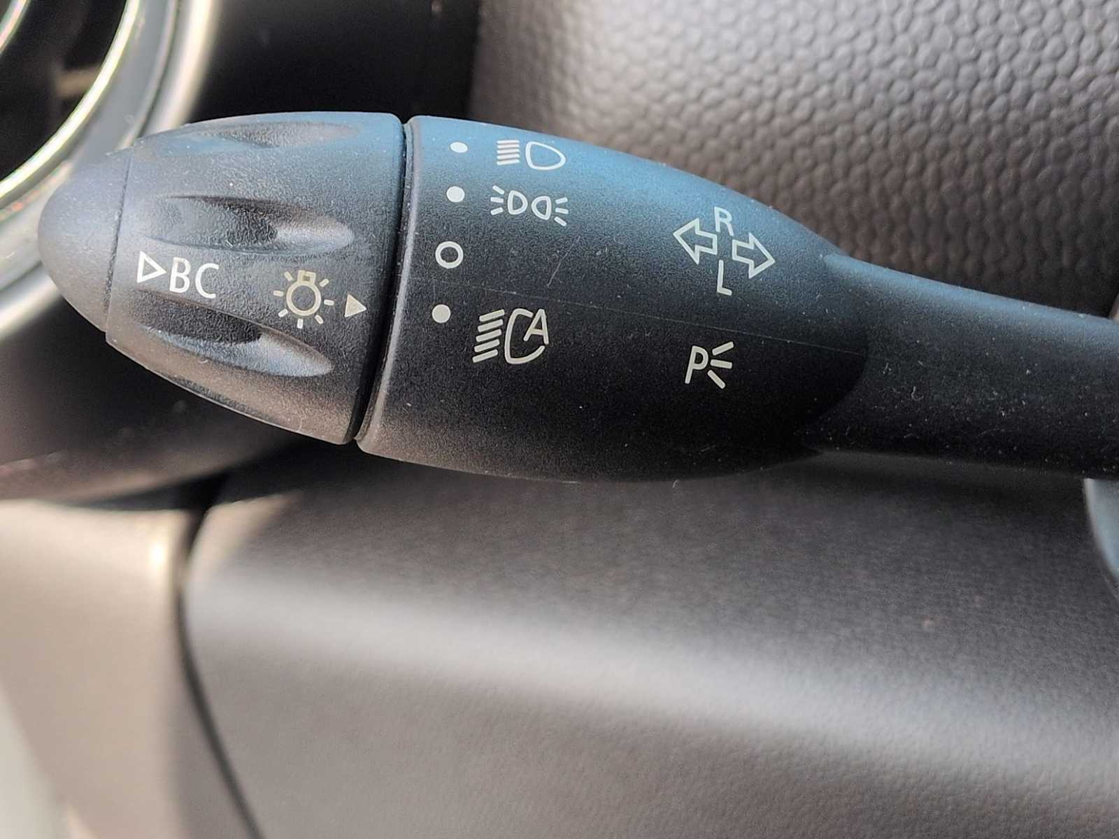 Thumbnail: 2015 MINI Cooper Countryman - 35