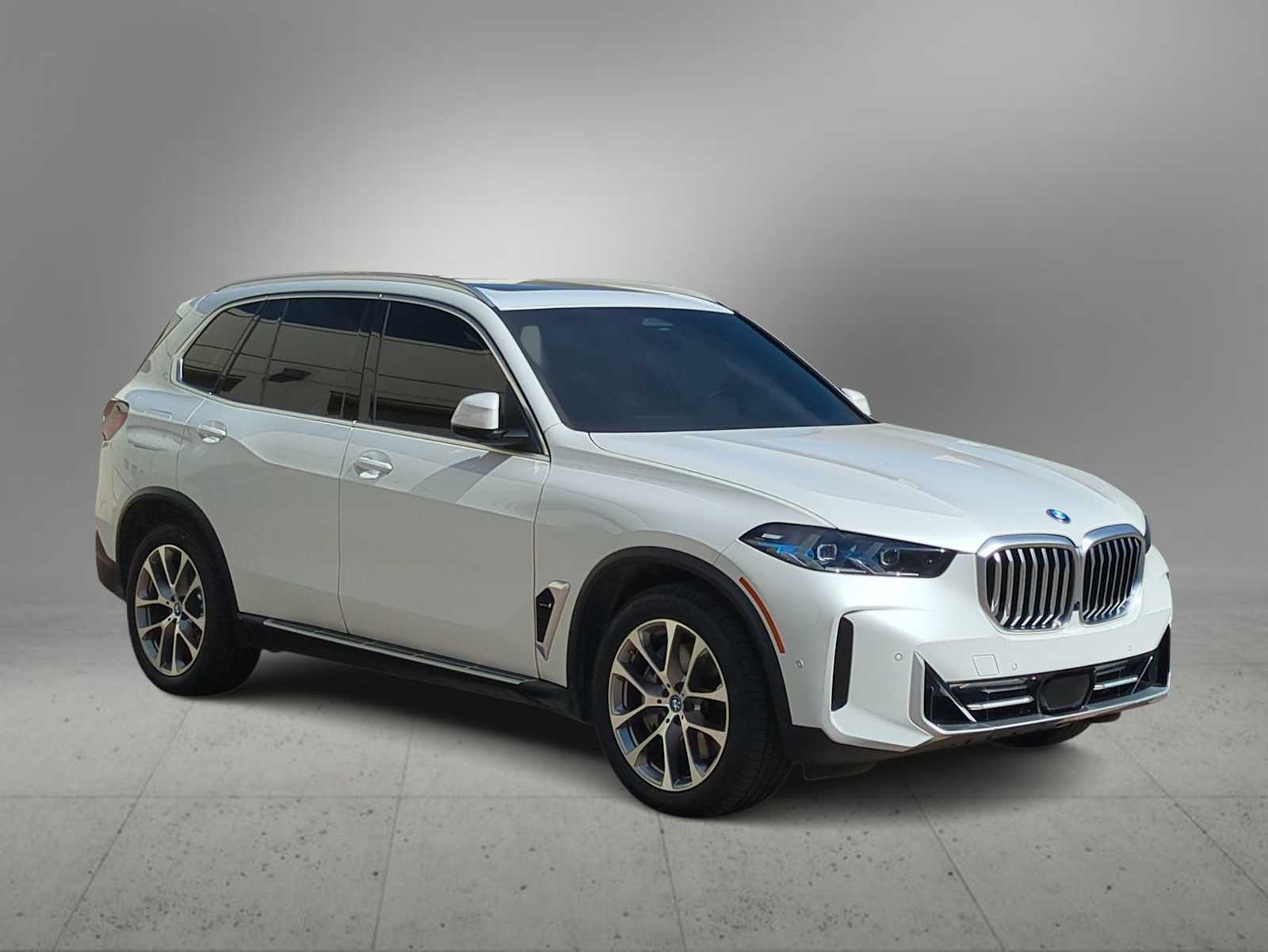 2024 Bmw X5 xDrive50e photo 2