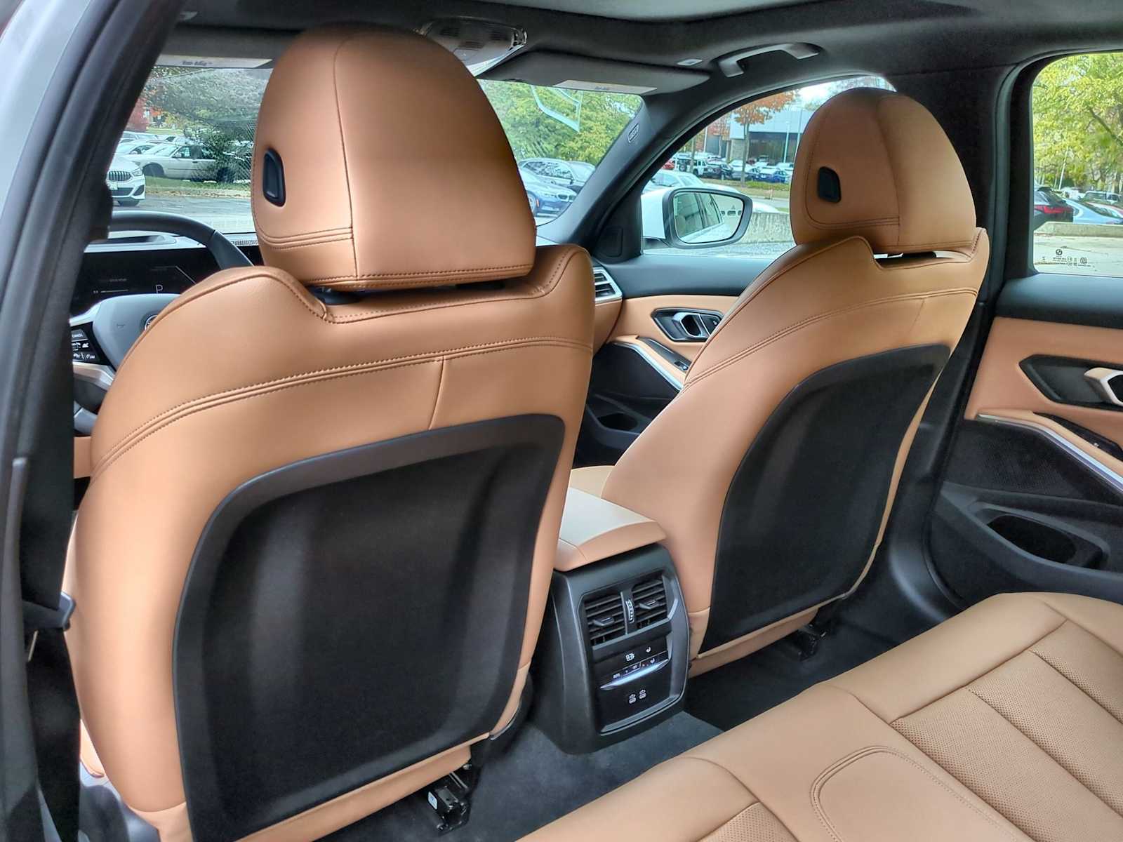 Thumbnail: 2025 BMW 3 Series - 18