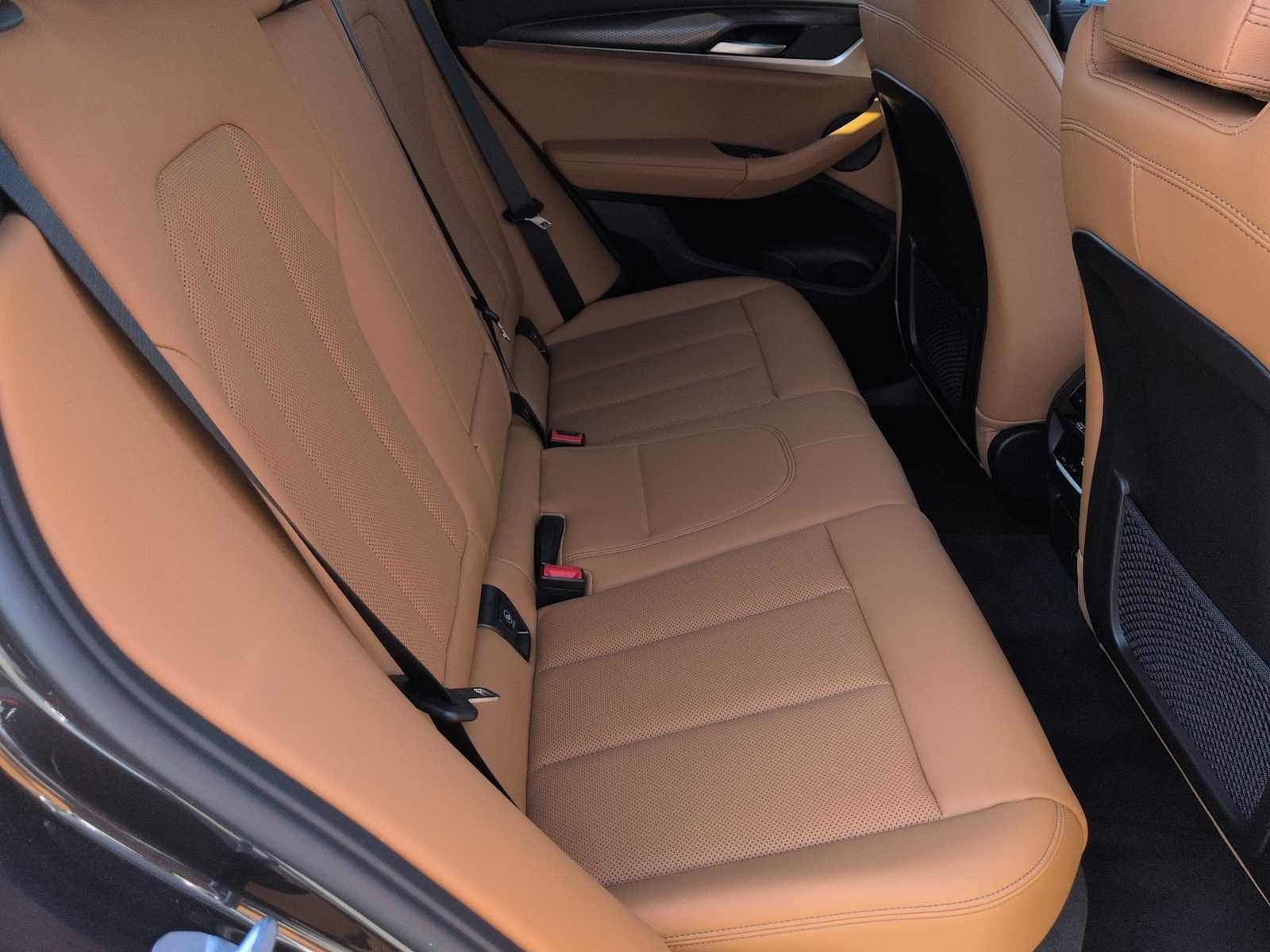 Thumbnail: 2024 BMW X3 - 21