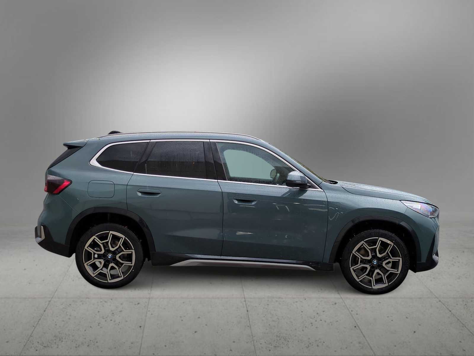 Thumbnail: 2026 BMW X1 - 9