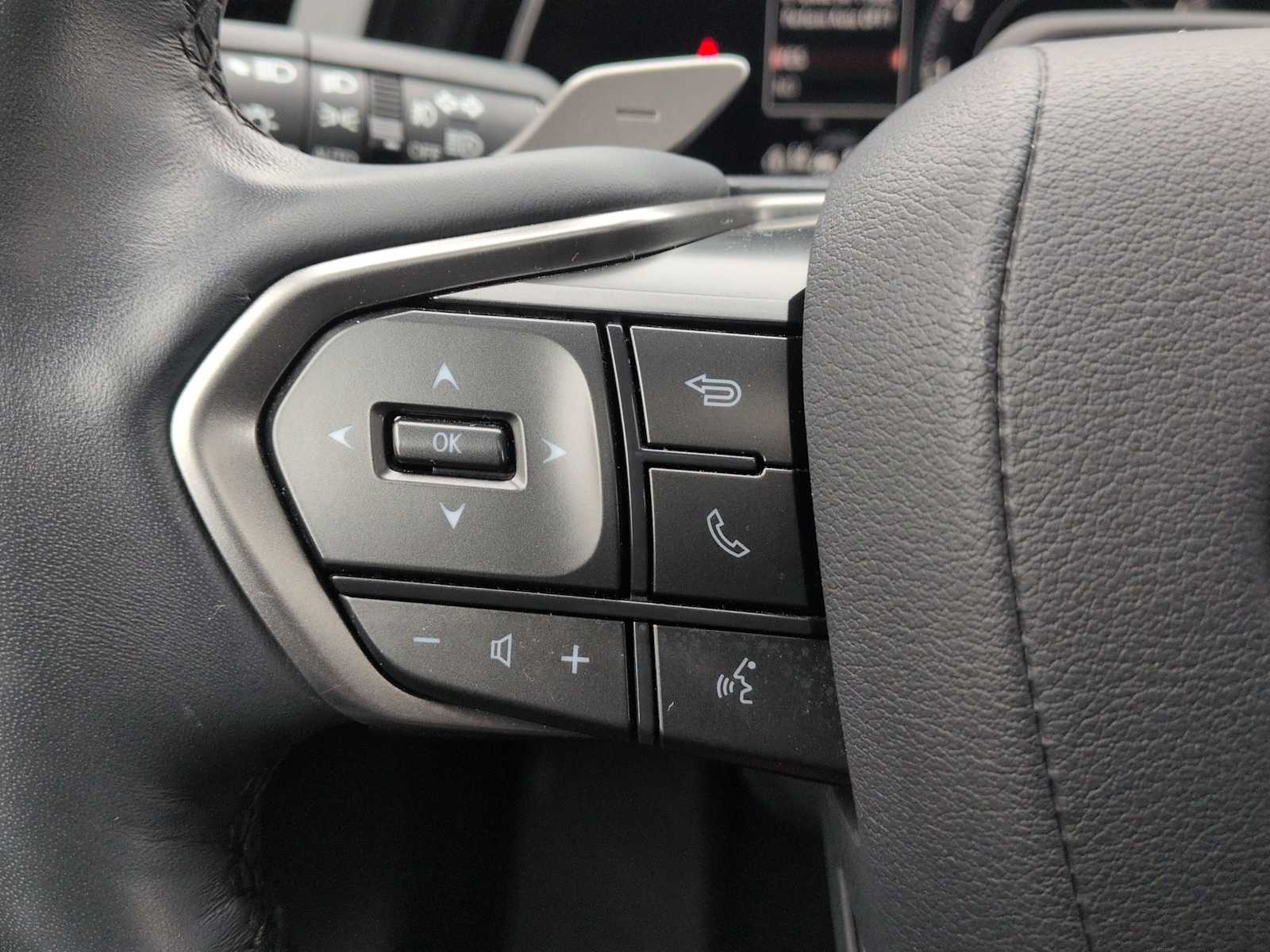 Thumbnail: 2023 Lexus RX - 30