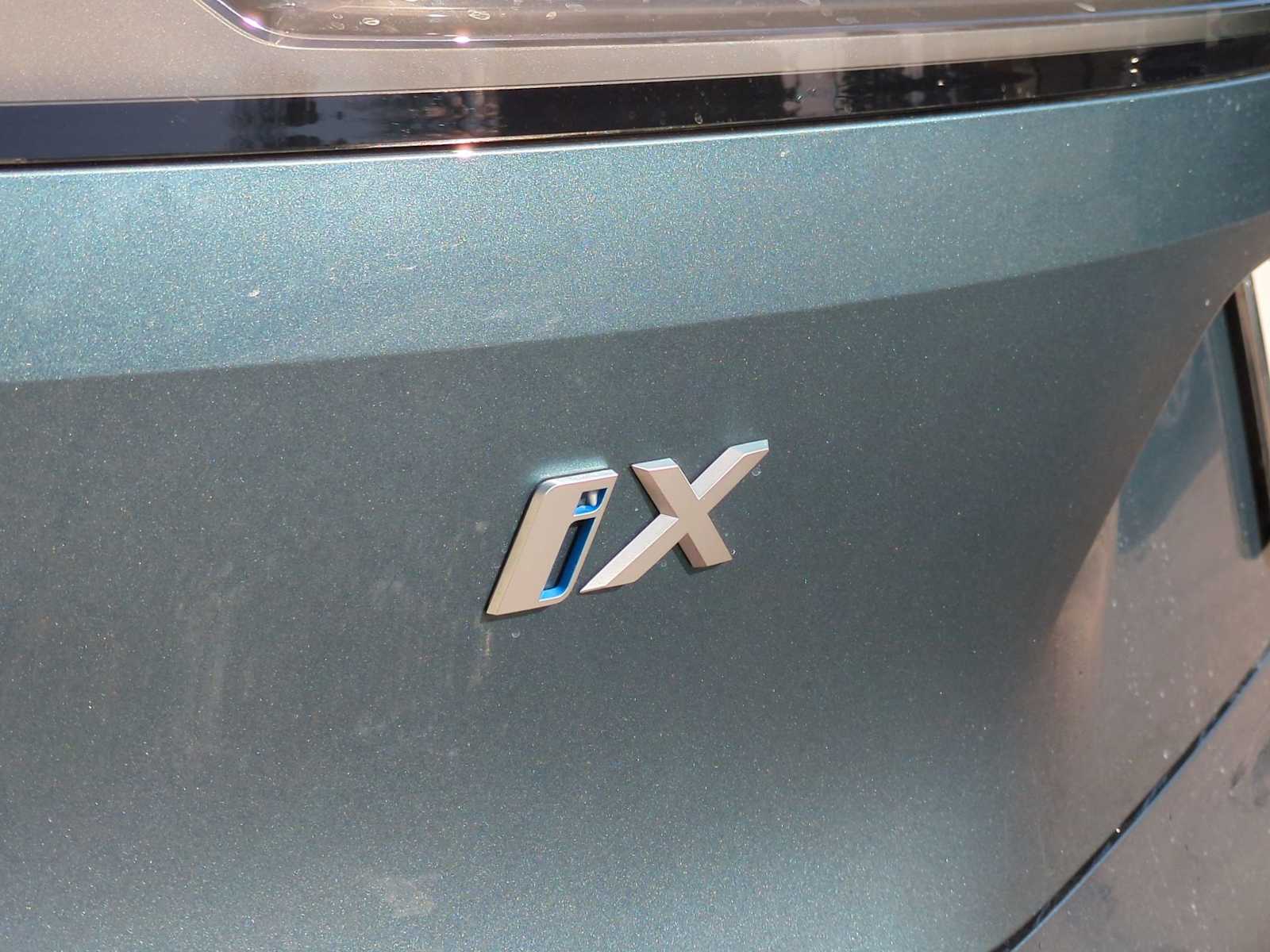 Thumbnail: 2025 BMW iX - 13