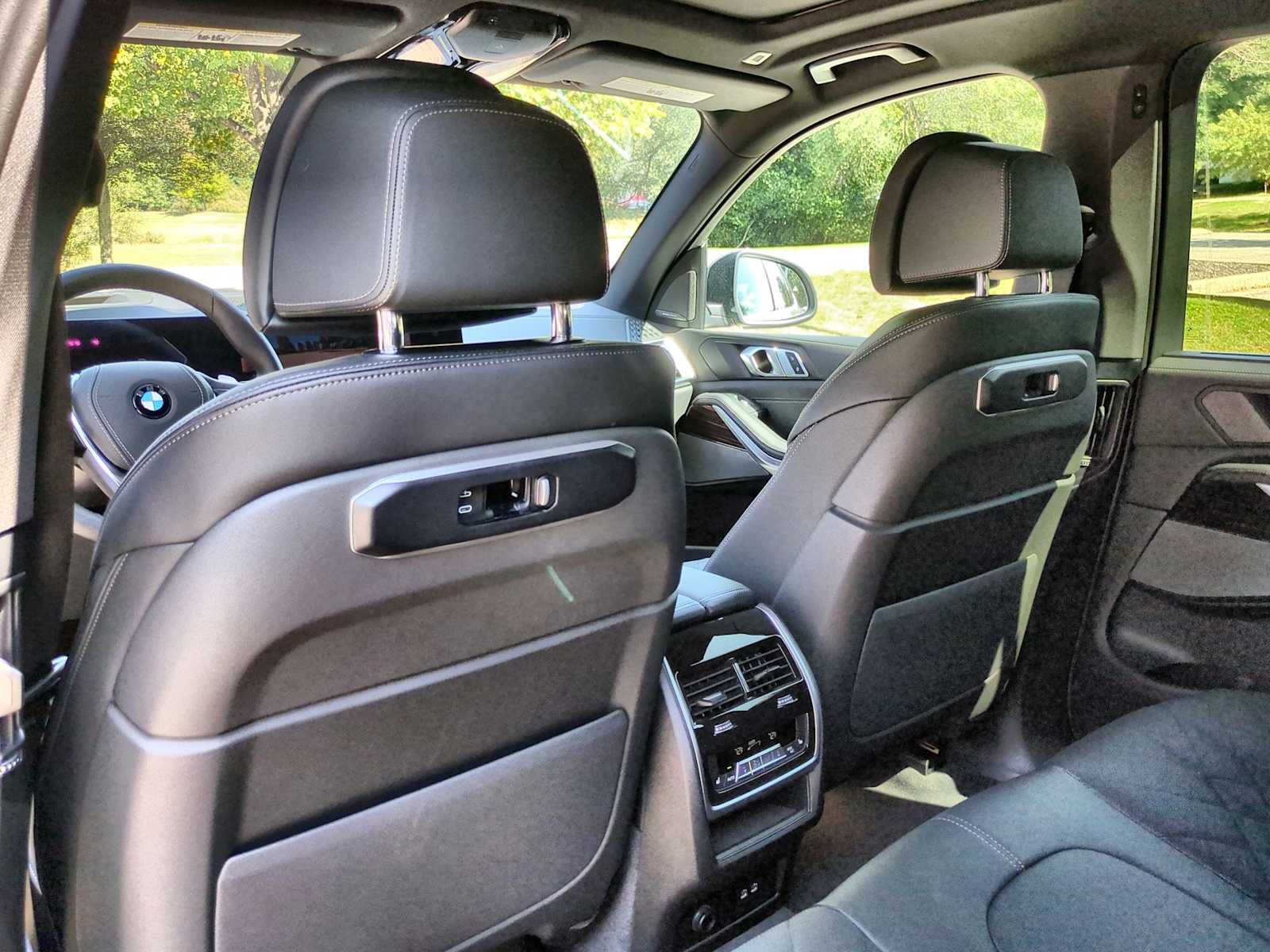 Thumbnail: 2026 BMW X5 - 18