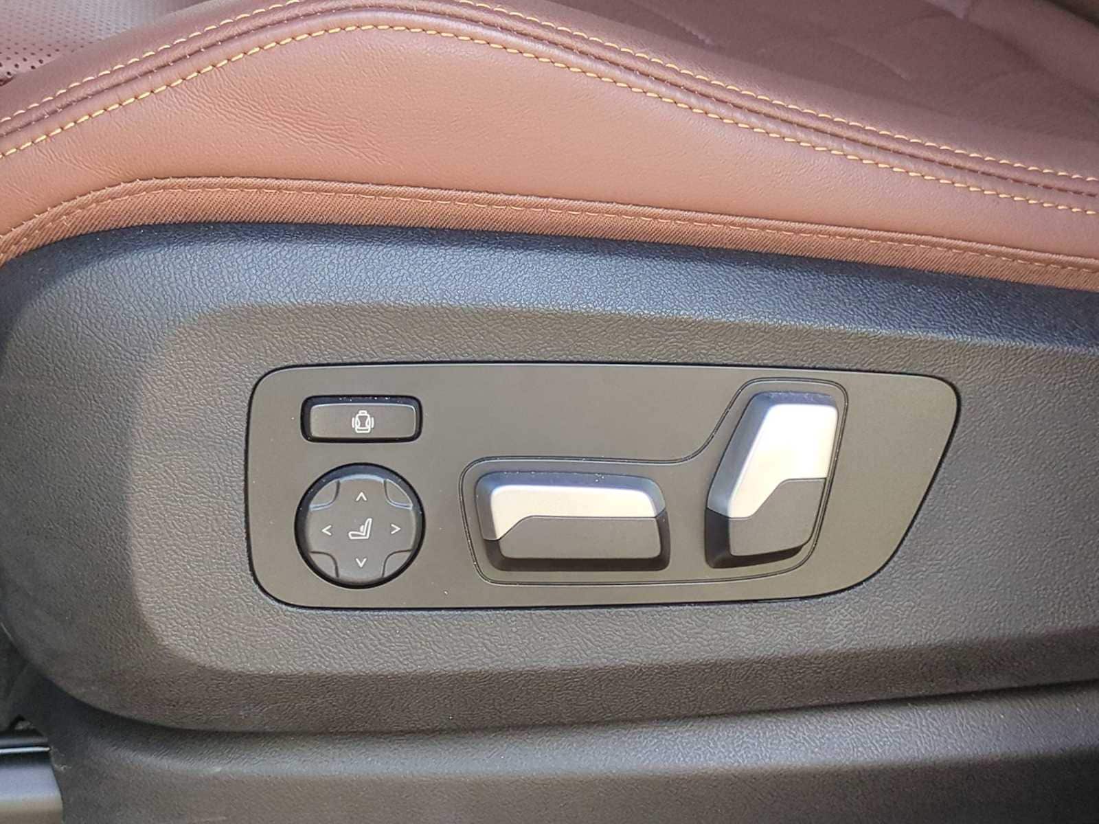 Thumbnail: 2024 BMW X5 - 17