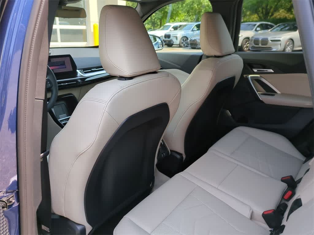 2025 BMW X1 xDrive28i 16