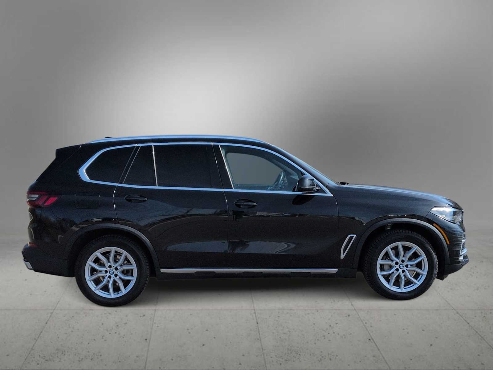 Thumbnail: 2021 BMW X5 - 9