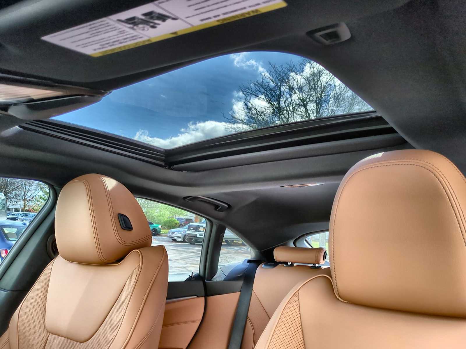 Thumbnail: 2025 BMW i4 - 19