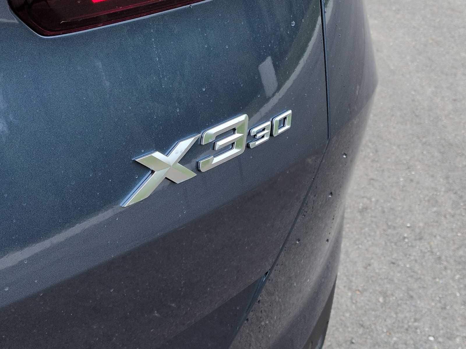 Thumbnail: 2026 BMW X3 - 12